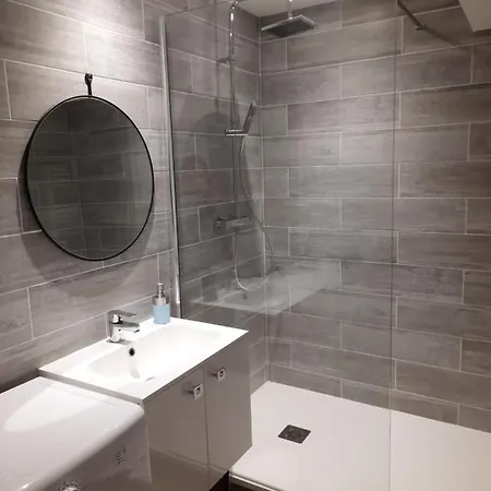 Magnifique Face A La !! Charmette Daire *